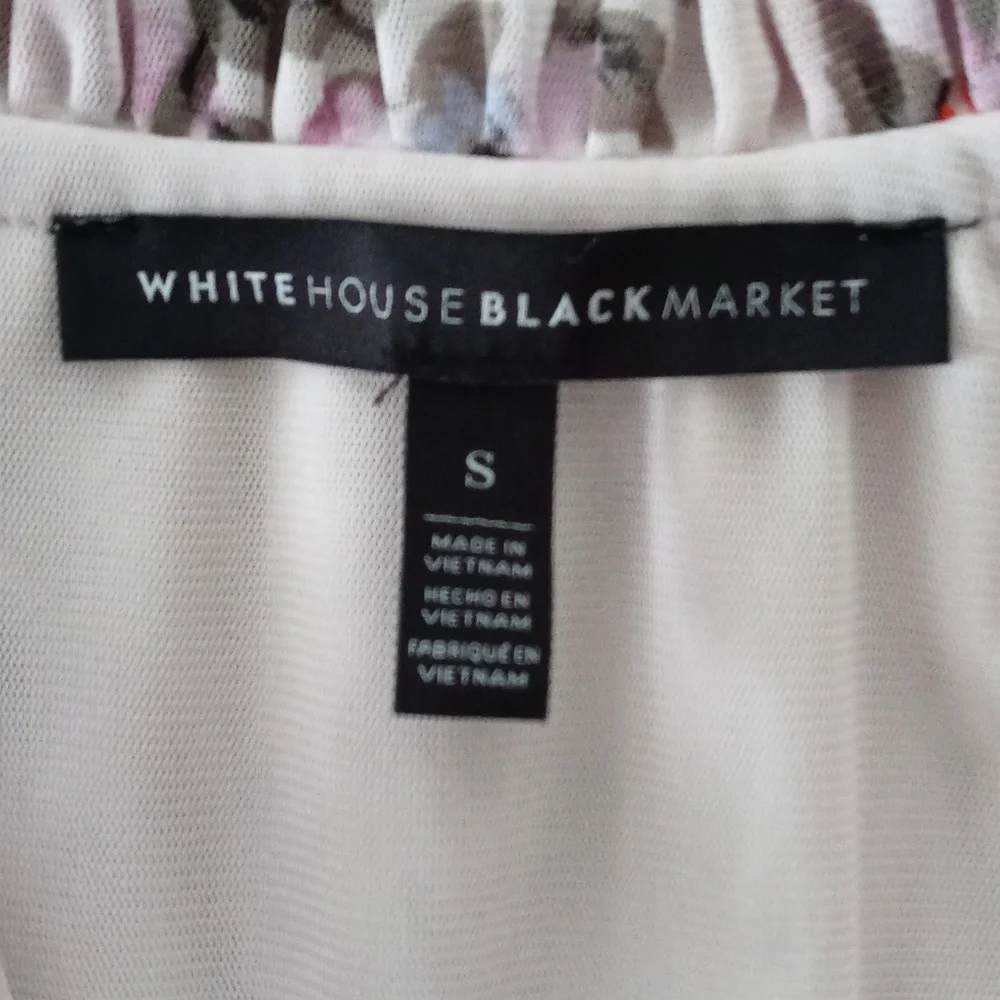 🌸White House Black Market🌸 - 